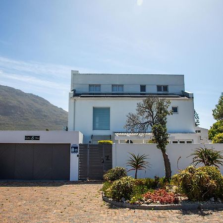 Tranquil Waterfront Hideaway With Stunning Views Villa Cape Town Exterior photo