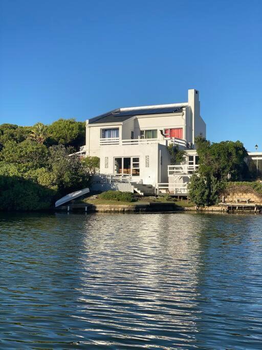 Tranquil Waterfront Hideaway With Stunning Views Villa Cape Town Exterior photo